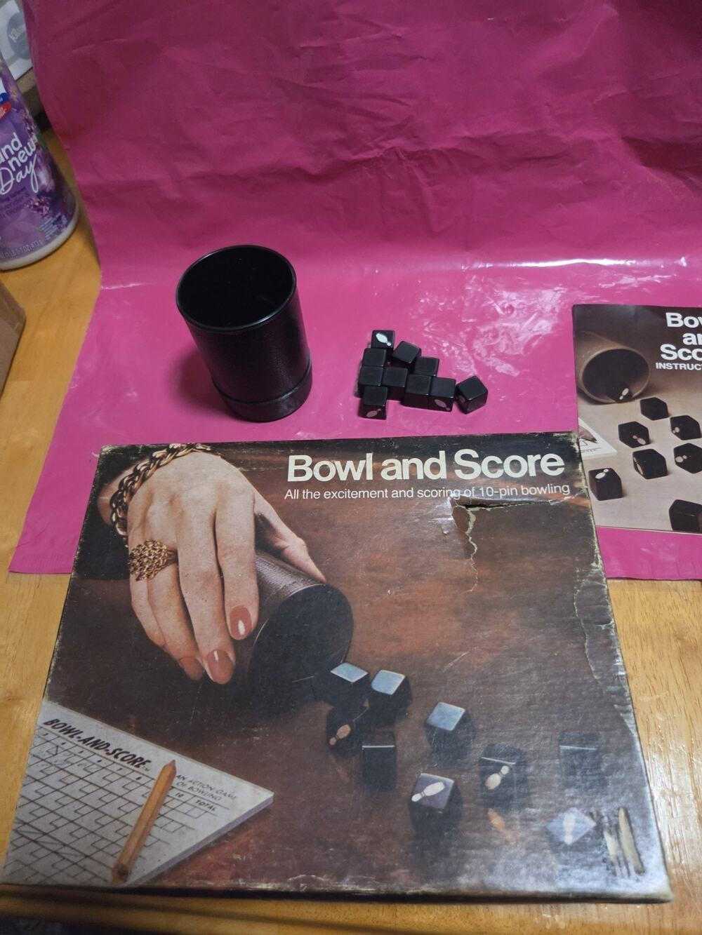 Vintage Bowl and Score Game E.S Lowe Ages 8 And Up